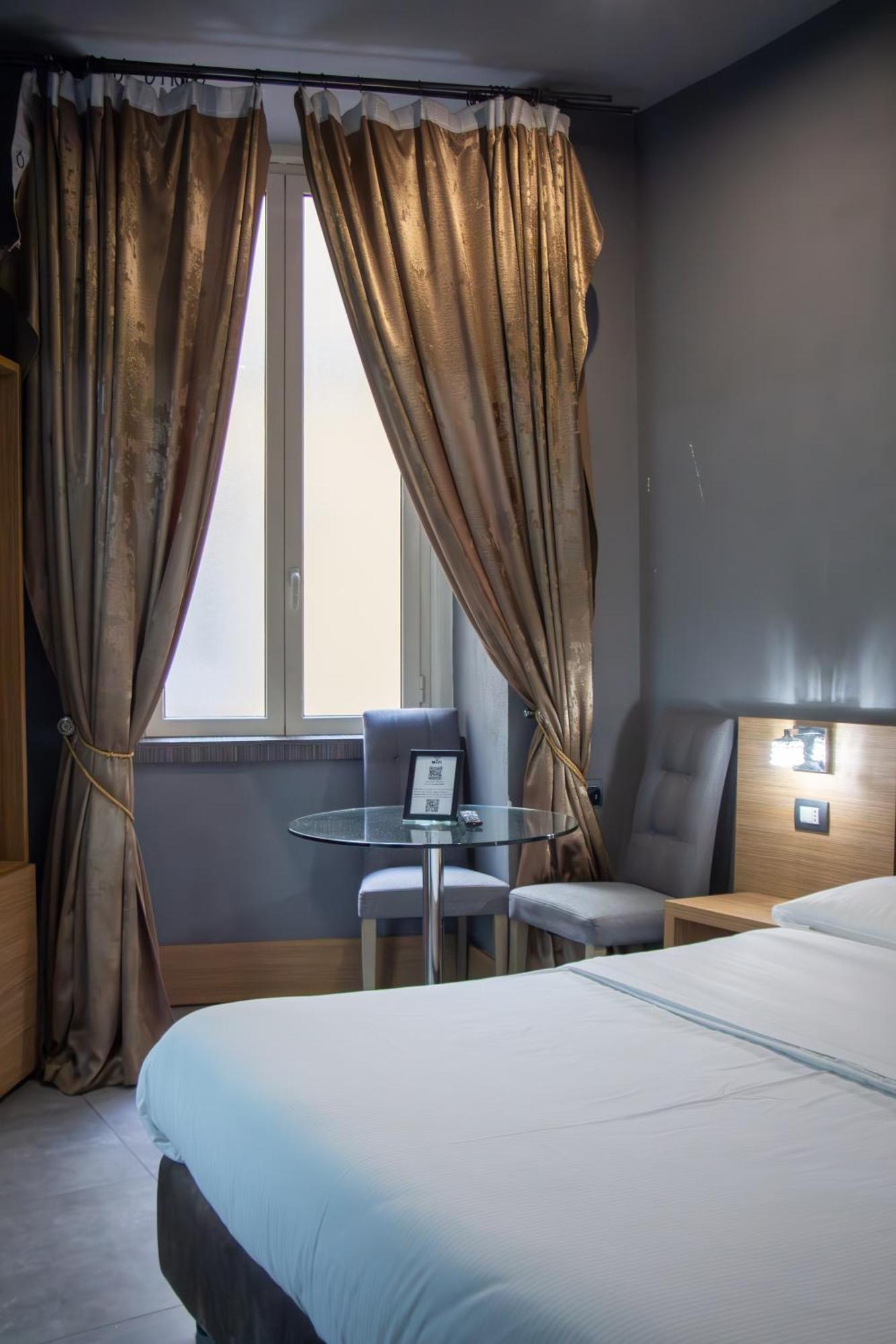 Beb Umberto I Napoli Hotell Exteriör bild