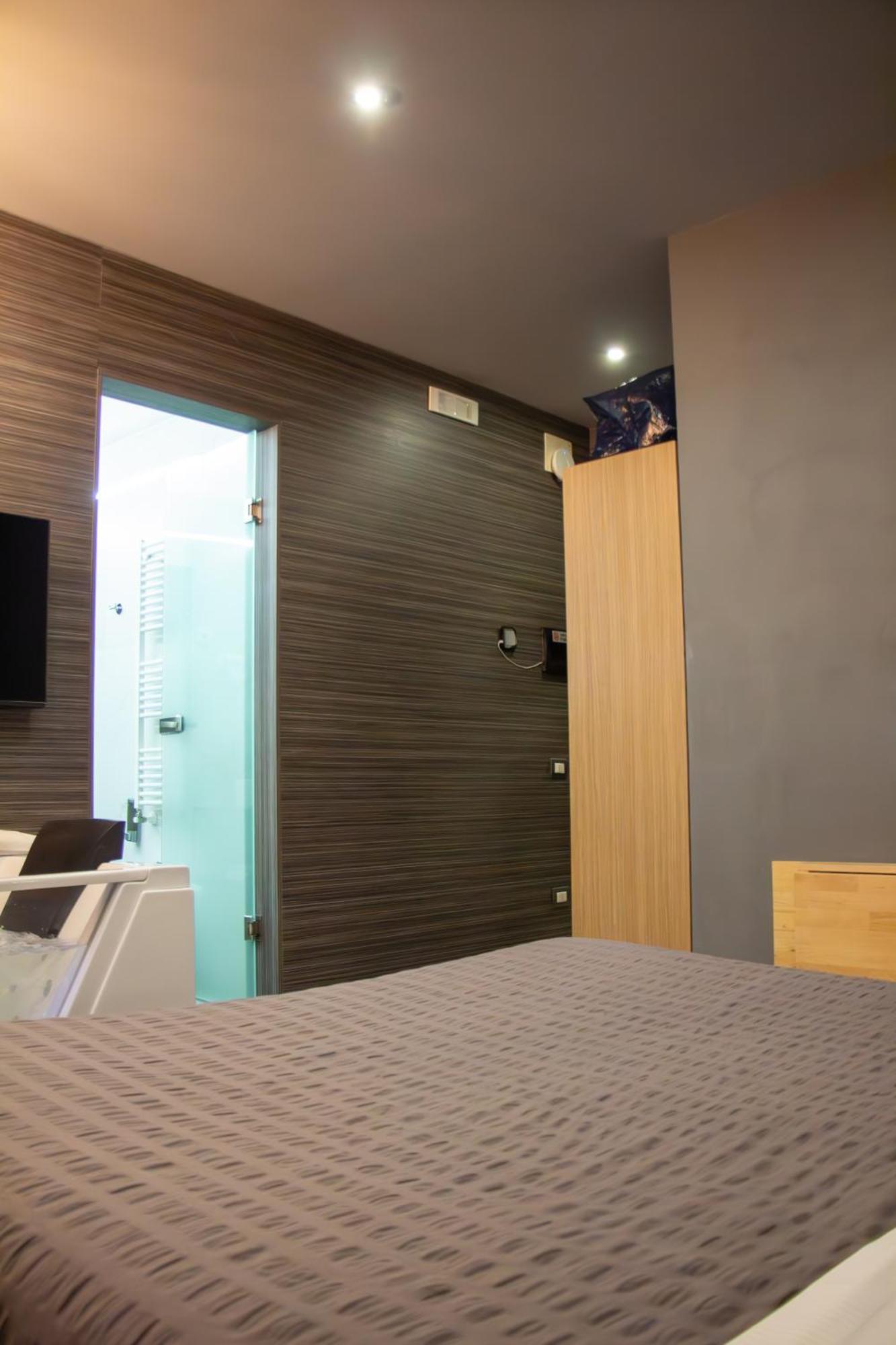 Beb Umberto I Napoli Hotell Exteriör bild