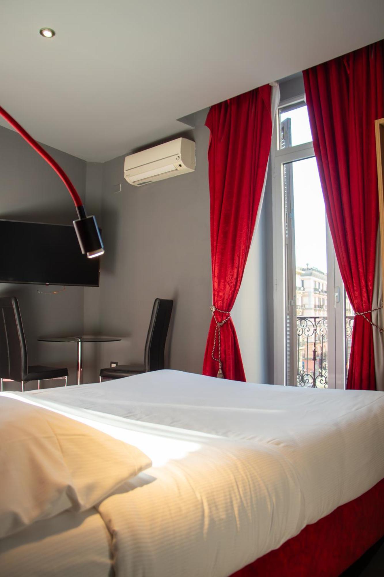 Beb Umberto I Napoli Hotell Exteriör bild
