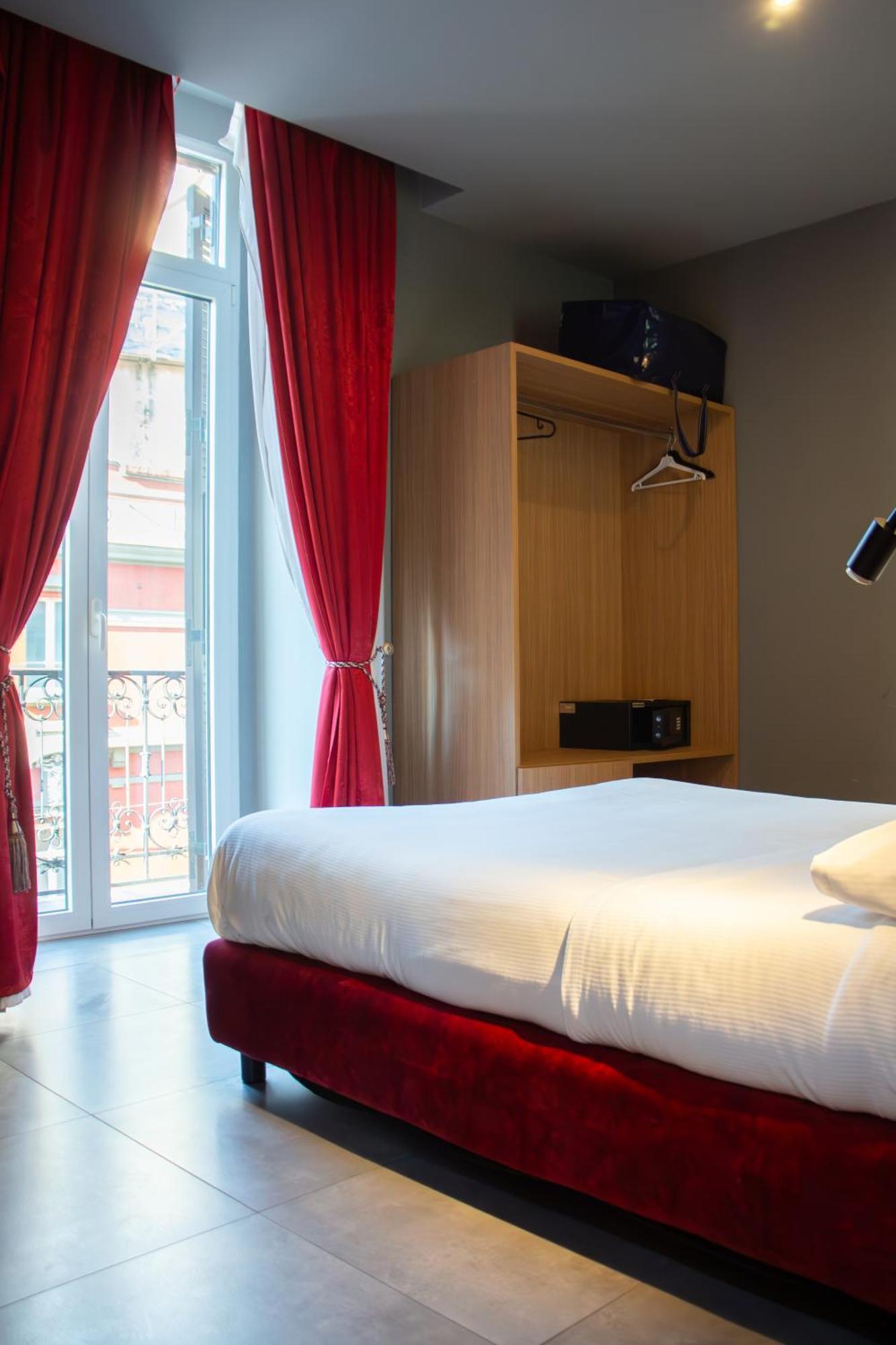 Beb Umberto I Napoli Hotell Exteriör bild