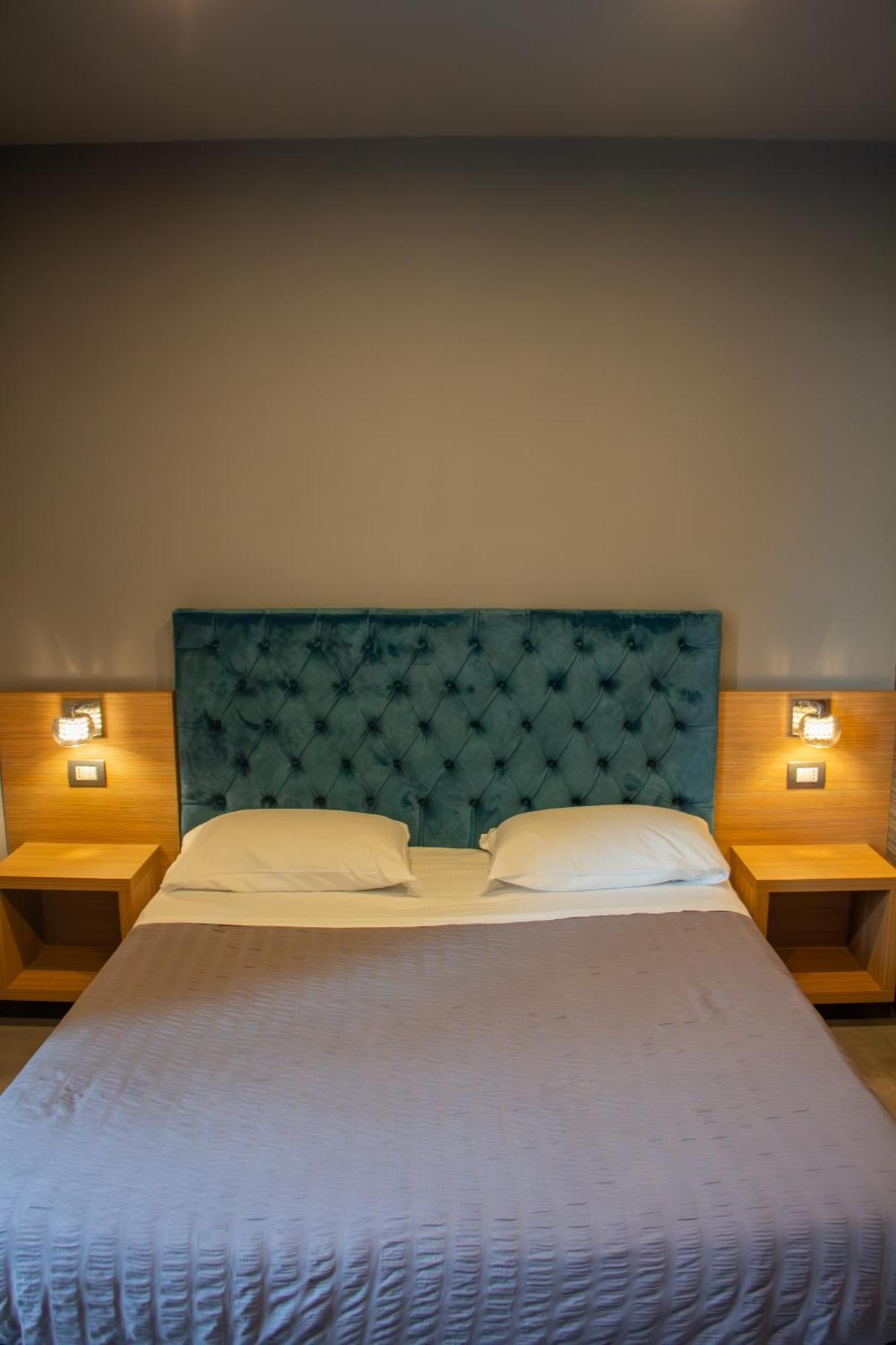 Beb Umberto I Napoli Hotell Exteriör bild
