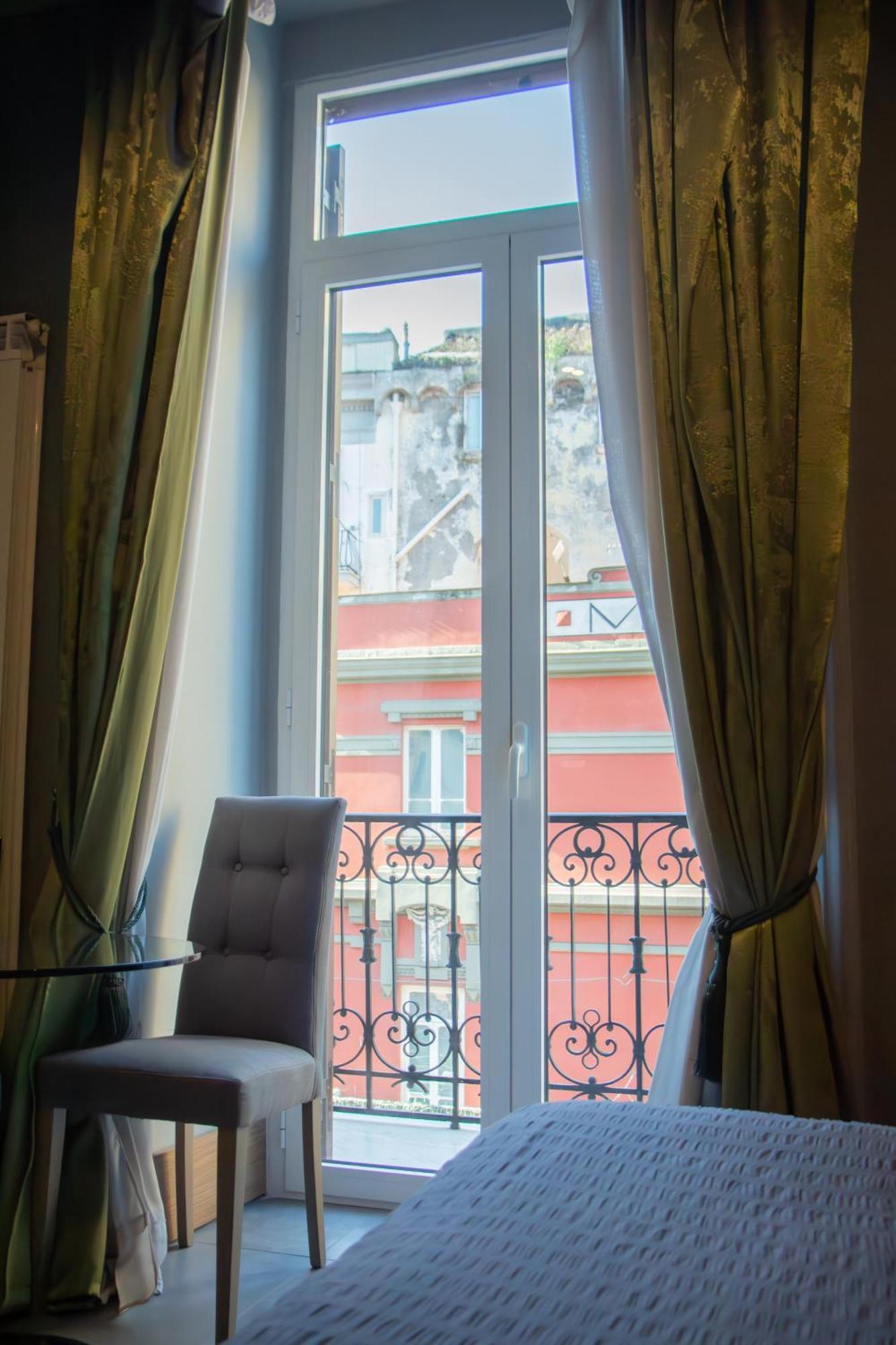 Beb Umberto I Napoli Hotell Exteriör bild